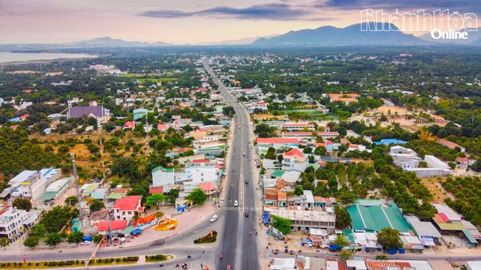 Một góc xã Cam Lâm đang chuyển mình mạnh mẽ trong định hướng đô thị hóa.