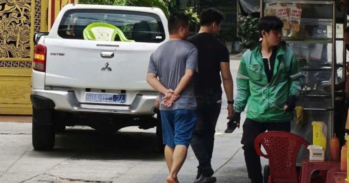 Bắt đối tượng ném chai xăng vào nhà dân, dùng hung khí đâm khiến hai người bị thương