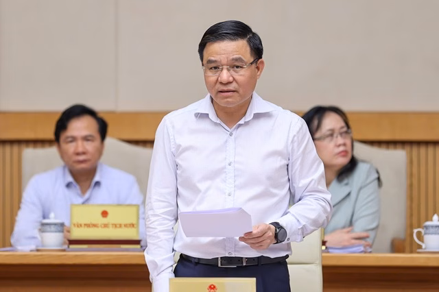Bộ trưởng Bộ Công Thương Lê Mạnh Hùng: Việt Nam đã bảo đảm nguồn cung xăng dầu và điện, tuyệt đối không để xảy ra gián đoạn trong mọi tình huống - Ảnh: VGP/Nhật Bắc