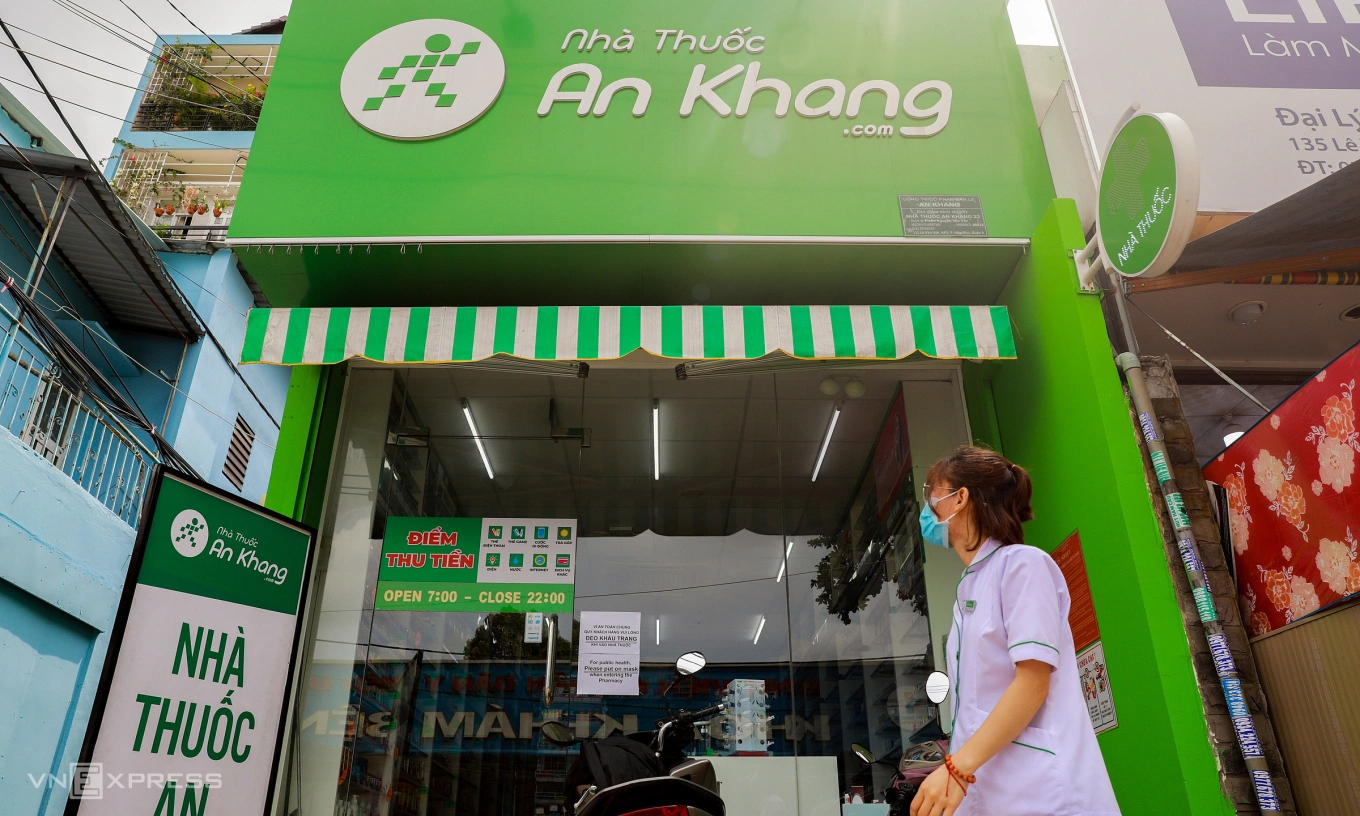 Nhà thuốc An Khang tại TP.HCM đang chuyển dịch sang mô hình vận hành tinh gọn để tối ưu lợi nhuận. Ảnh: Quỳnh Trần