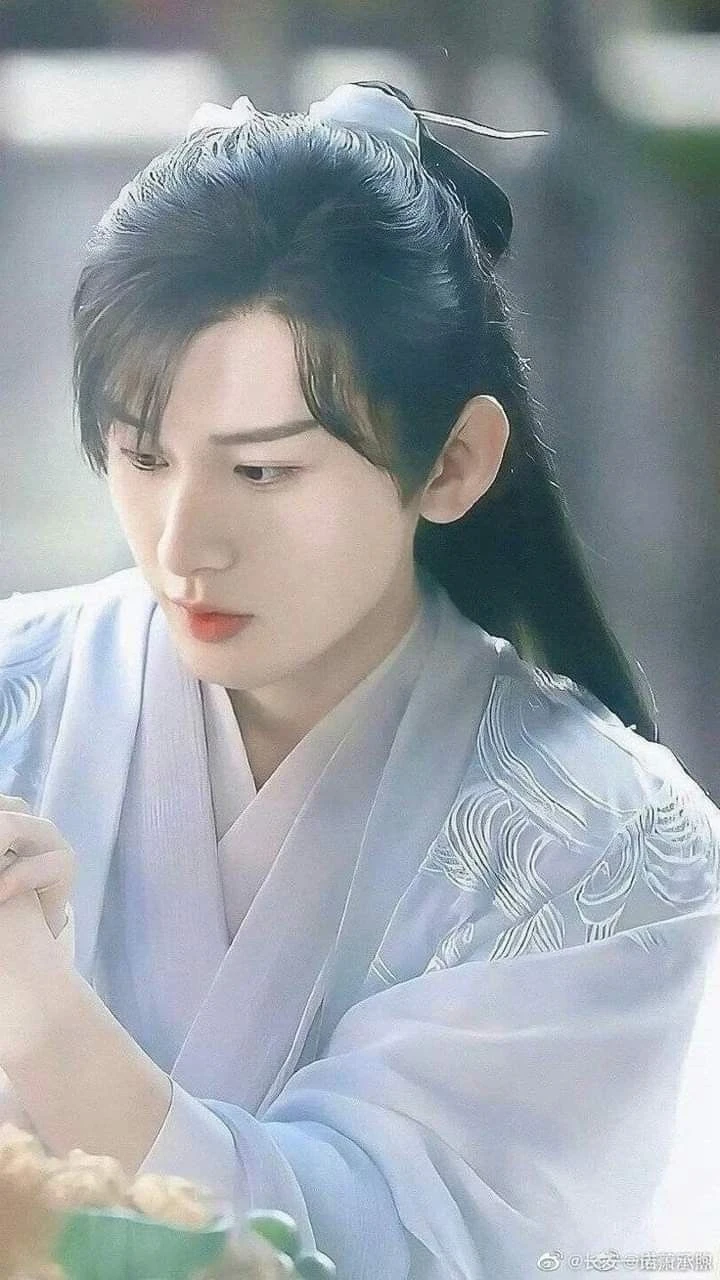 Mối tình 10 kiếp đầy bi thương giữa Vũ Tư Phượng và Chử Toàn Cơ là linh hồn của bộ phim.